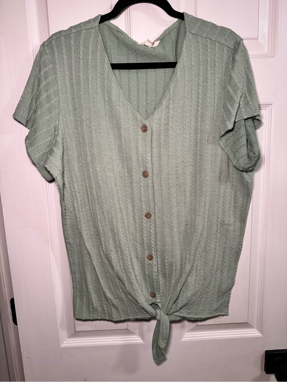 Weatherproof Sage Green Button-Front Tie-Hem Top XXL